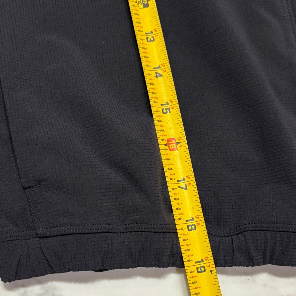 lululemon athletica Black Cropped mile marker run crew Zip-Front Jacket - Picture 9 of 15